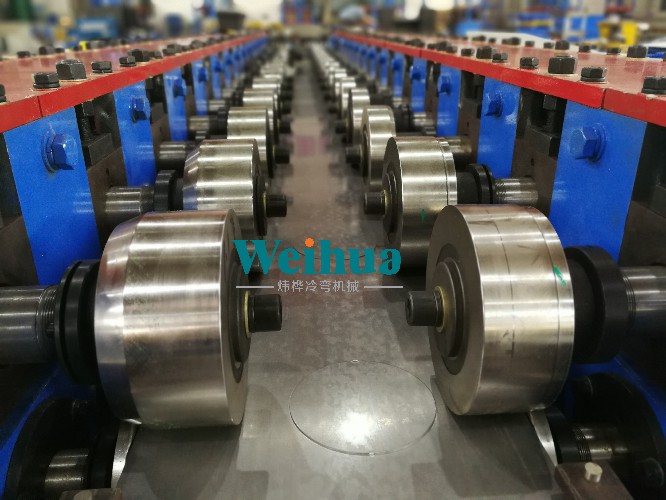 消防水帶箱箱子生產(chǎn)線 消防箱成型機.jpg